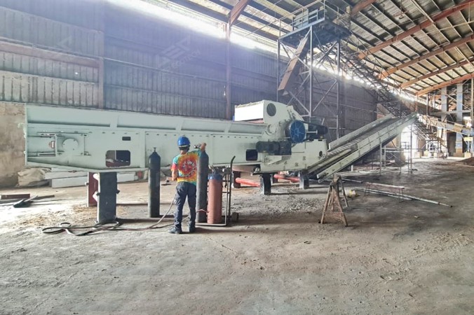 Triturador de tambor para o projeto de reciclagem de cascas de coco nas Filipinas